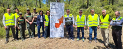 El consejero de Medio Ambiente, Universidades, Investigación y Mar Menor, Juan María Vázquez, junto con el alcalde de Moratalla, Juan Soria, durante la visita a las actuaciones enmarcadas en el proyecto europeo Social Forest que se realizan en el Paraje La Melera.